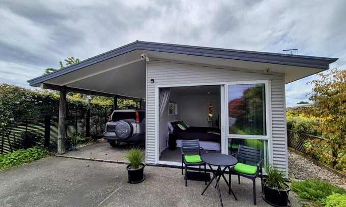 Wharewaka Apartment | Private Studio - Perfect for short stays in Taupo.
