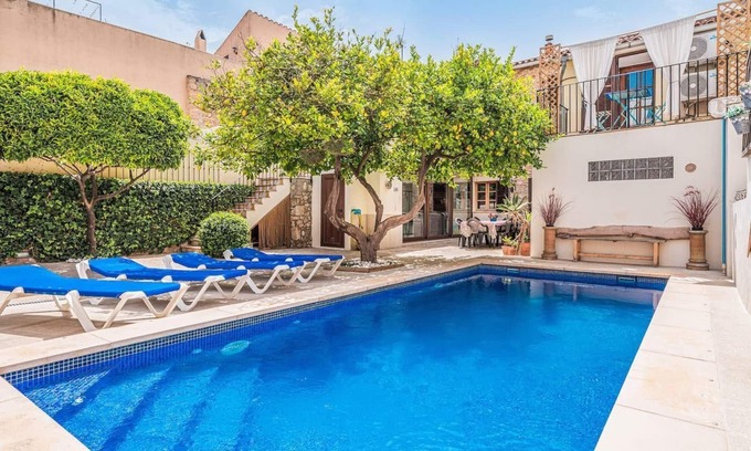 Binissalem House | Private swimming pool, air conditioning, 6 bedrooms ideal for families