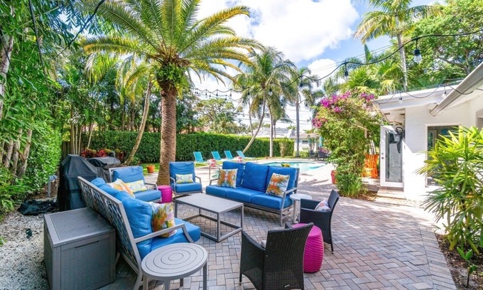 Lake Ida Shores House | Private Tropical Paradise in Delray Beach, Coastal Designer home , Pool