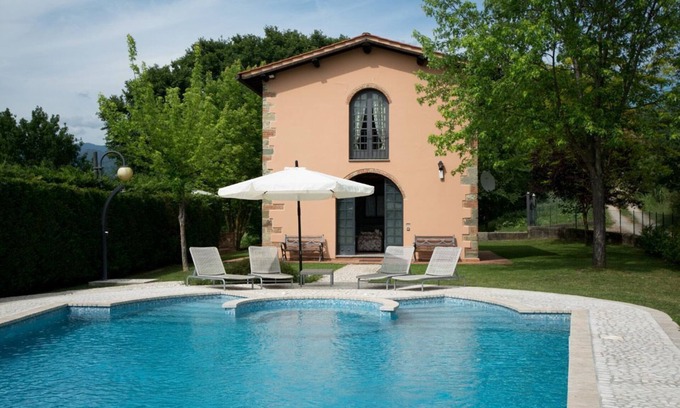 Terranuova Bracciolini Villa | Private villa for 4 with a pool, A/C and tennis court