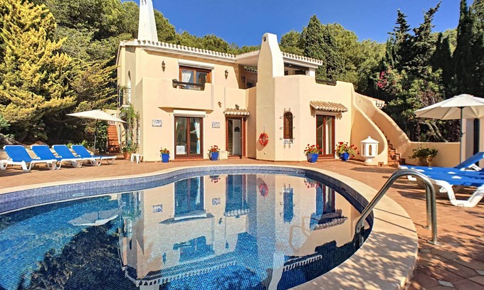 Diputacion de Rincon de San Gines Villa | Private villa, large pool area, free wifi