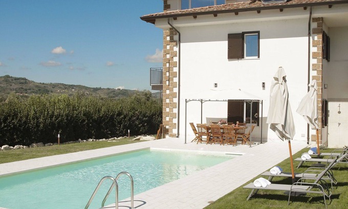 Amorosi Villa | Private Villa with private pool, WIFI, A/C, TV, patio, pets allowed, panoramic view, parking