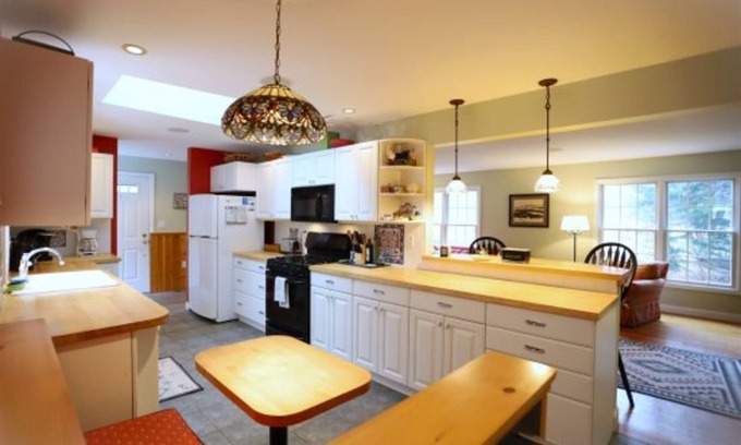 Waterville Valley House | Private Waterville Valley Pet friendly Home on Golf Course with Hiking all around! (TH7V)