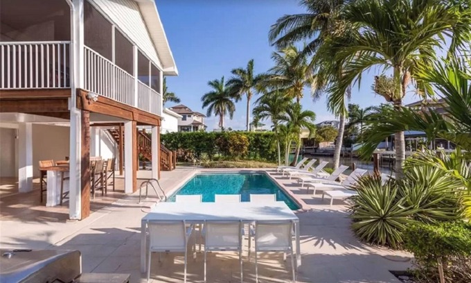 Laguna Shores House | Private waterfront villa - private pool