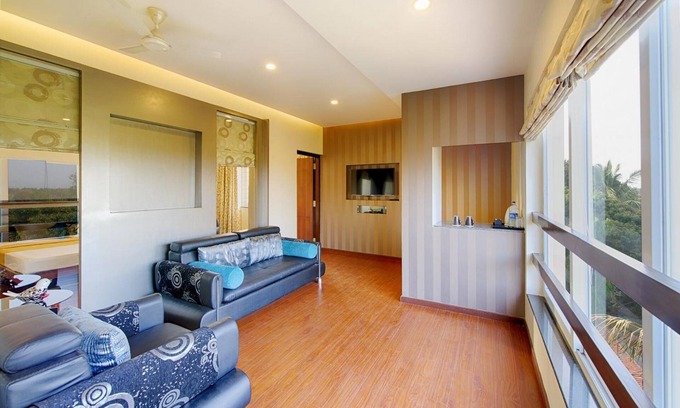 Kamalapur Hotel | Priyadarshini Pride
