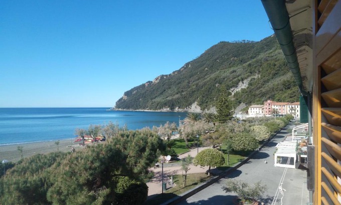 Riva Trigoso Apartment | Profumo di Mare CIN ITO1OO59C2HKBFVVXS