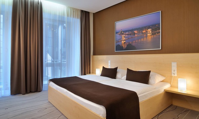 Inner City Budapest Hotel | Promenade City Hotel