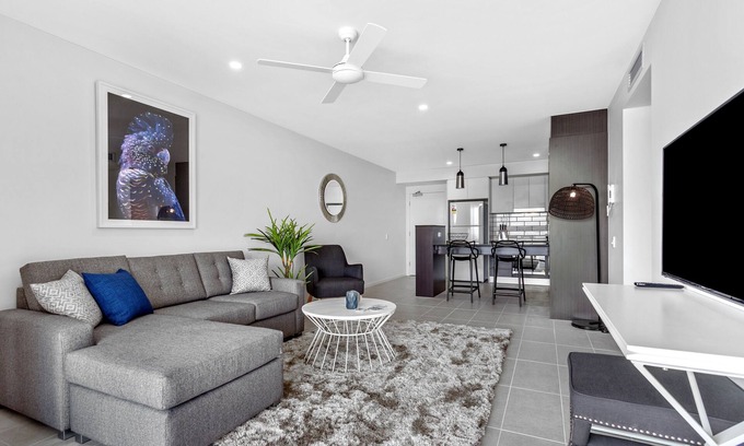 Birtinya Apartment | Property Vine - North Shore Kawana and Waterline