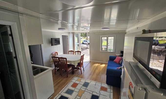 Wamberal House | Prosperity Lane!nFamily, single or somewhere in between. All are welcome.
