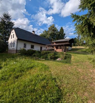 Mricna Ski Chalet | Prostorná chalupa v Podkrkonoší ideální pro větší skupiny a aktivní dovolenou po celý rok