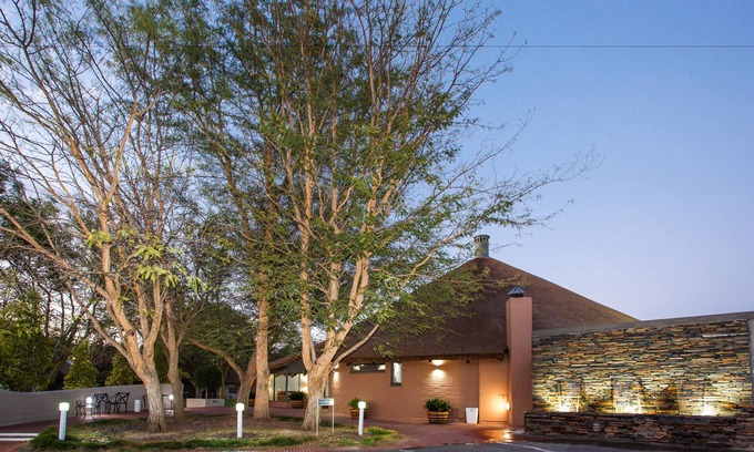 Oudtshoorn Hotel | Protea Hotel by Marriott Oudtshoorn Riempie Estate