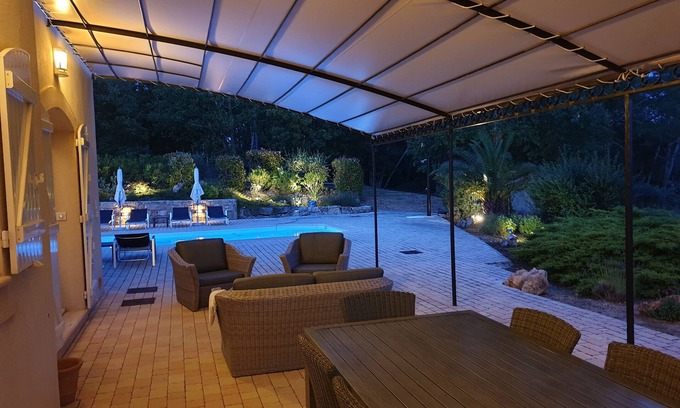 Seillans Villa | Provençal villa nestled in a green setting