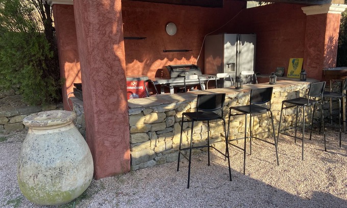 Meounes-les-Montrieux House | Provencal house under the olive trees with swimming pool.