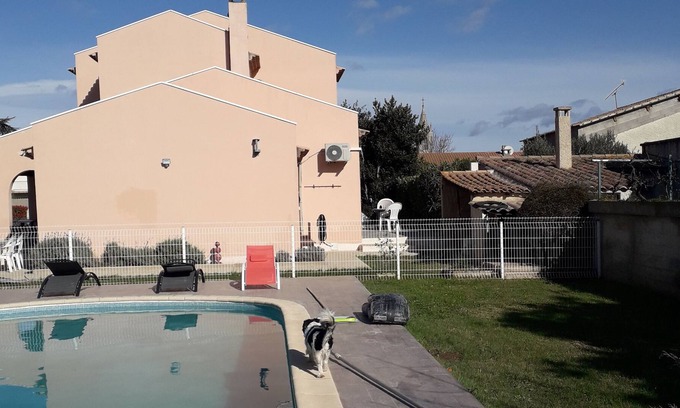 Garons Villa | Provencal villa with pool