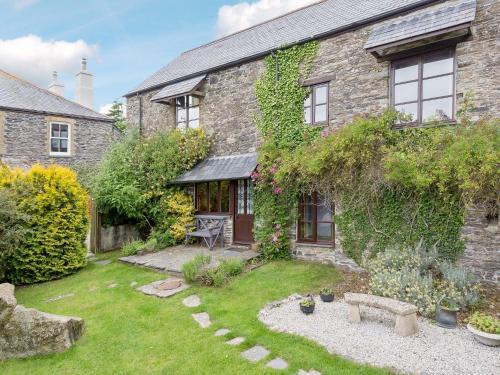 Liskeard House | Provence-Uk12747