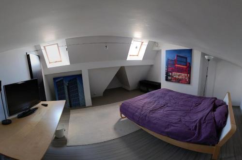 Stargard Szczecinski House | Przytulny pokój z łóżkiem king-size w centrum miasta