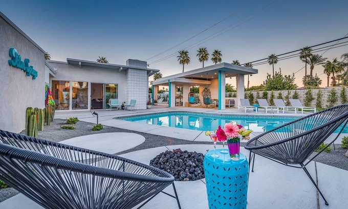 Racquet Club Estates House | PS Hangout: Outdoor Living Perfection