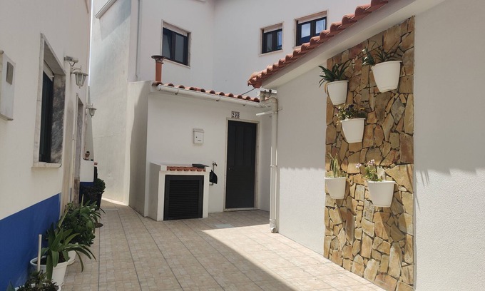 Ericeira House | PATEO DAS SARDINHEIRAS