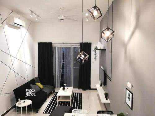 Bandar Puchong Jaya Apartment | Puchong Skypod Residence, High Floor Balcony Unit, Walking Distance to IOI Mall, 10min Drive to Sunway