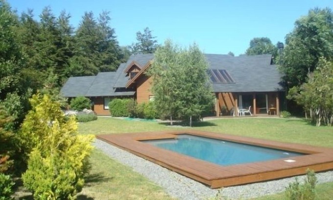 Pucon House | Pucon, Casa en parcela, piscina