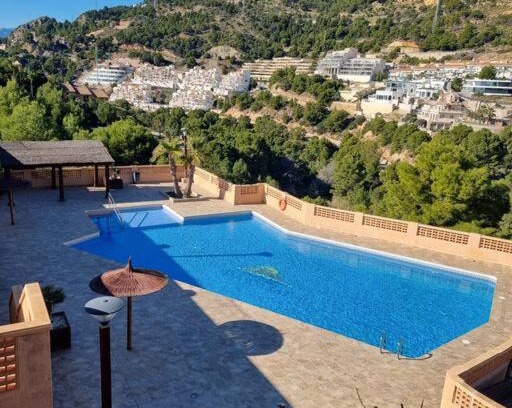 Pueblo Mascarat Apartment | Pueblo Mascarat, 50 m al mar, 3 piscinas