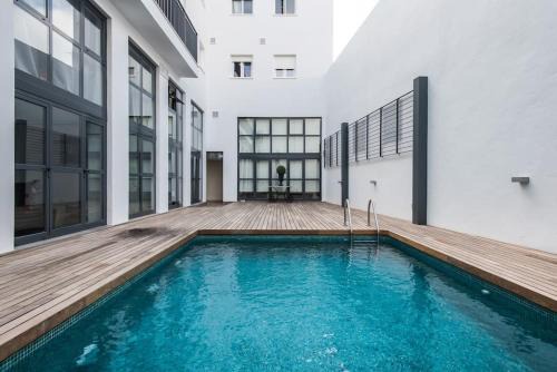 San Lorenzo Apartment | Puerta de San Juan