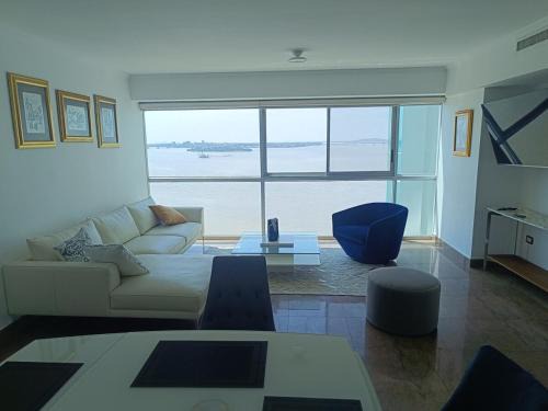 Las Penas Apartment | Puerto Santa Ana - Serene River