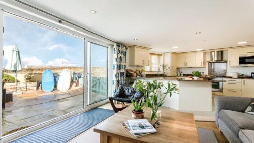 Constantine Bay House | Puffins