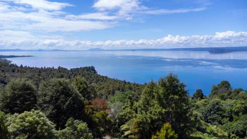 Pukawa House | Pukawa Bliss - Pukawa Holiday Home