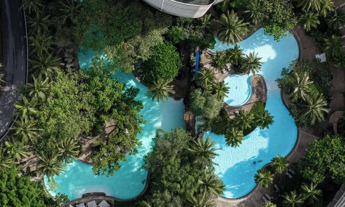Karon Hotel | Pullman Phuket Karon Beach Resort