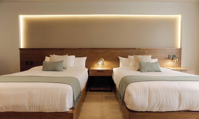 Colonia Centro Hotel | Punta Alameda