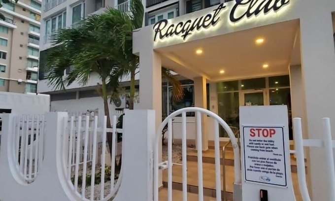 Isla Verde Apartment | Punta Arenas 1BDR OceanfrontPool Parking