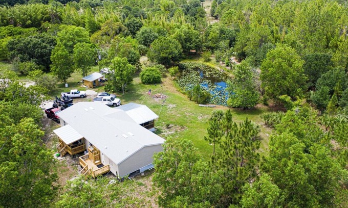 Punta Gorda House | Punta Gorda Botanical Retreat & Nursery