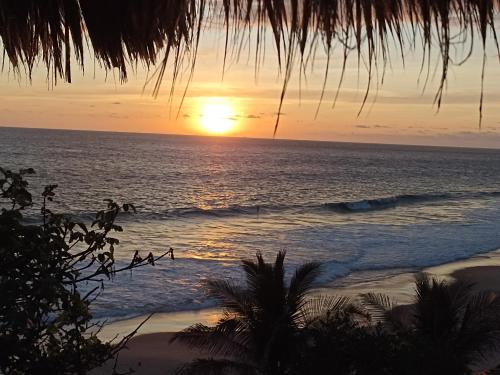 Mazunte Hotel | Punta Sur, Frente al mar y el Atardecer