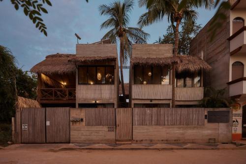 Barra de Colotepec Hotel | Punta Tamarindo