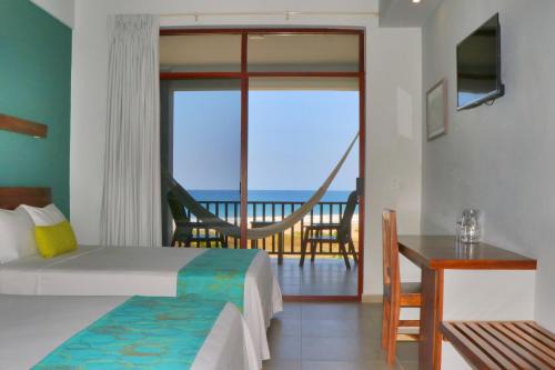 Brisas de Zicatela Hotel | Punta Zicatela Hotel - Adults Only