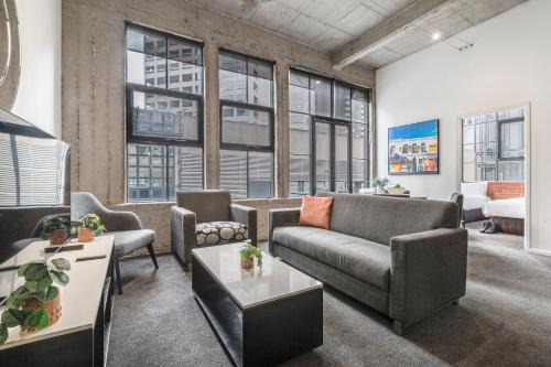 Melbourne Central Business District Apartment | Punthill Apartment Hotel - Manhattan