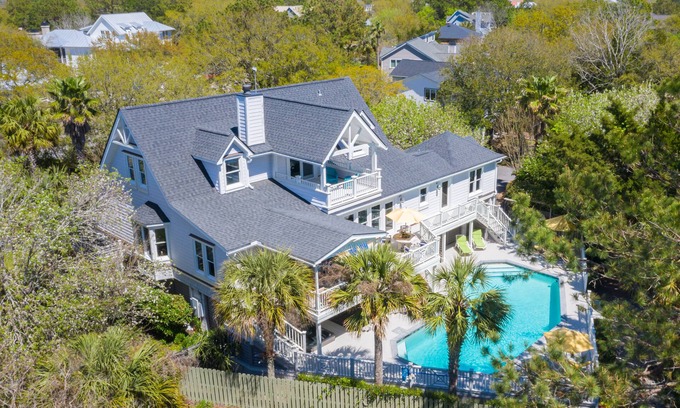 Sullivan's Island House | Pura Vida Beach House On Beautiful Sullivans Island SC