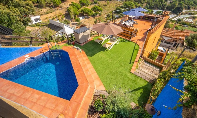 Pineda de Mar Villa | PURA VIDA LUX, sea view, a/c, bbq, pool, 7 persons