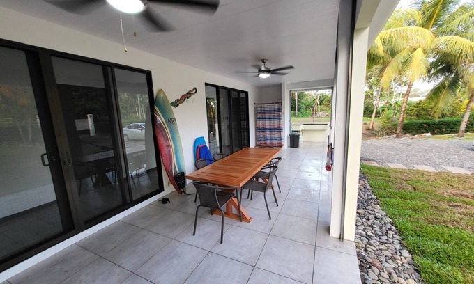 Parrita Villa | Pura Vida - Villa Elenita
