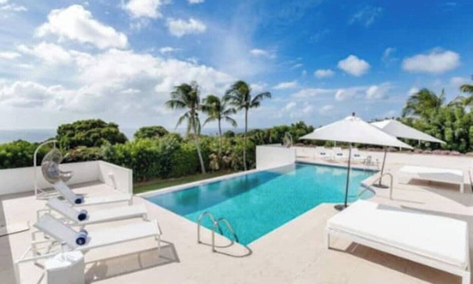 Mount Standfast Villa | Purple Haze: Sea View, Infinity Pool home, full kitchen with WiFi on West Coastn