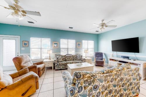 Southpointe House | Purple House East and West