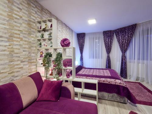 Sinaia Apartment | Purple Suite