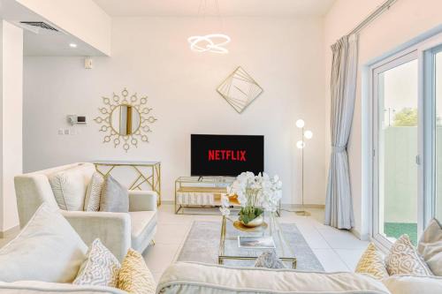 Dubai Villa | PVH - Tranquil 2BR plus maids with Private Garden - Villanova Amaranta