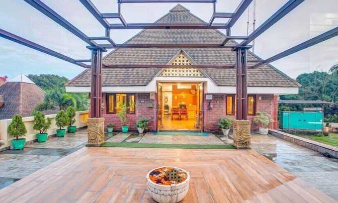 Bullawala Resort | Pyramid Home Divine