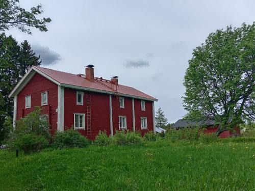 Oulainen House | Pyrrön pirtti, koko talo