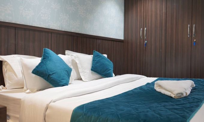 New Delhi Hotel | Qotel Hotel Rajouri Garden