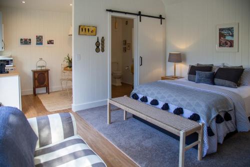 Cooks Beach House | Quail Cottage
