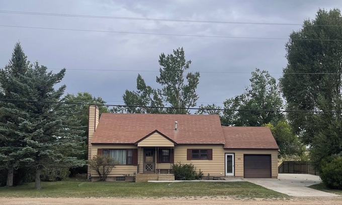 Big Piney House | Quaint 3 Bedroom Piney Drive Cottage