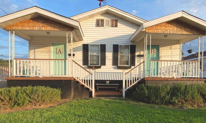 Forest Park House | Quaint Bungalow “A” by Cahaba Brewery & Avondale